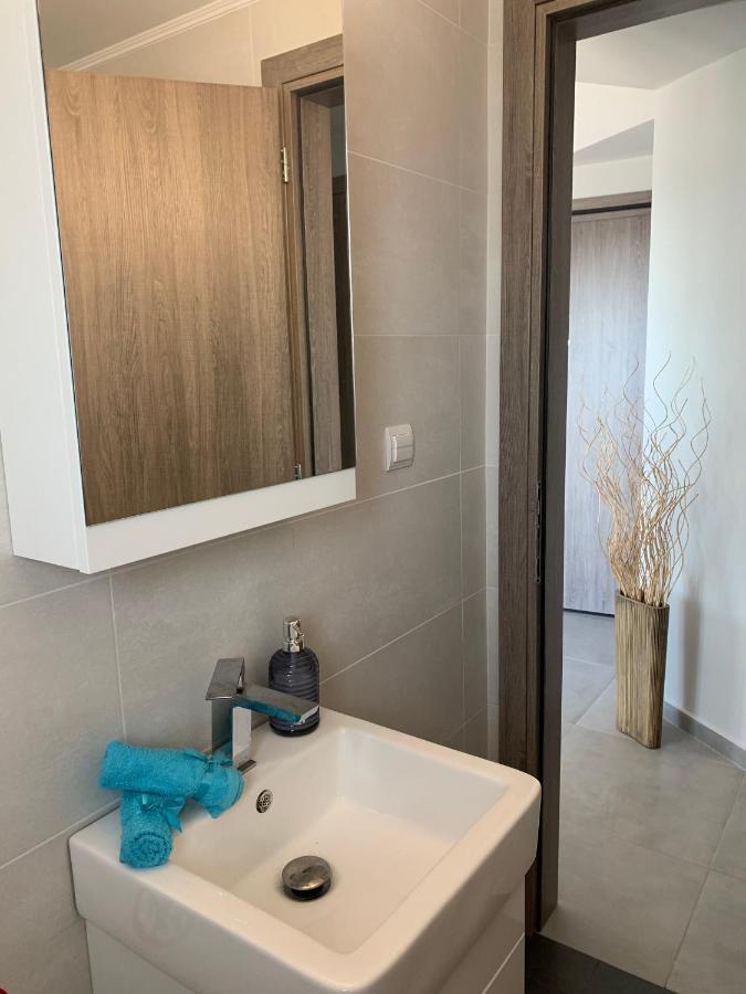 Zonapartments A Sea View-city Center Lejlighed *